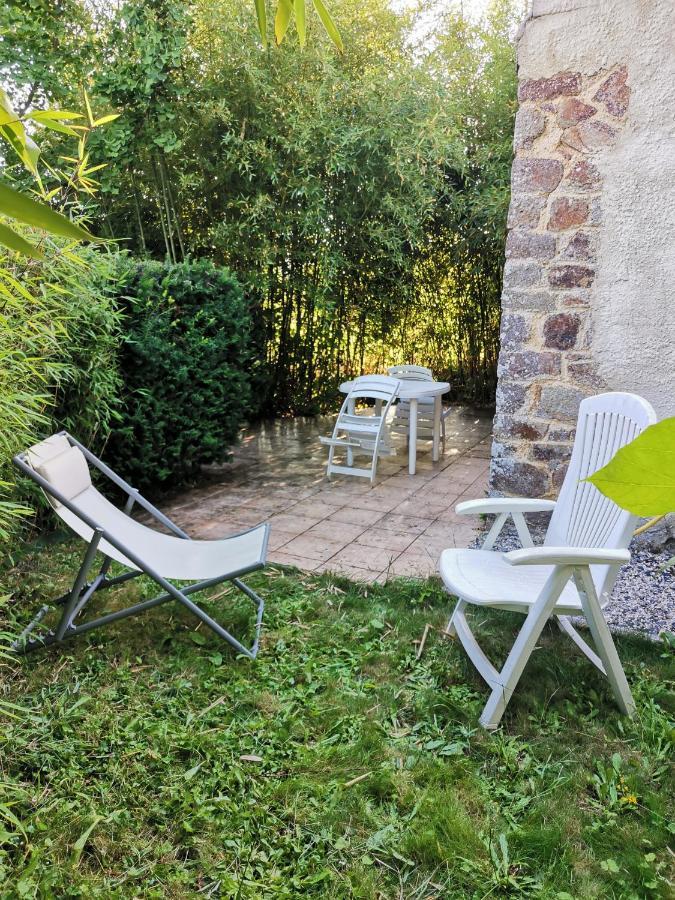 Chambre Double Avec Salle De Bains Privative Moyon Εξωτερικό φωτογραφία